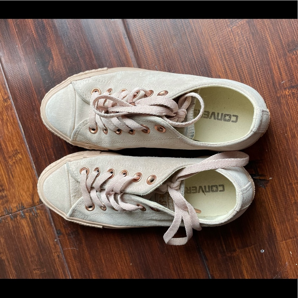 Pink Suede Converse